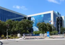 Intel (INTC) Stock Prediction: $150 Bull vs $55 Bear