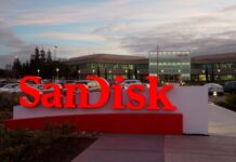 SanDisk stock prediction: Friday closed at $1,299.30, bull…